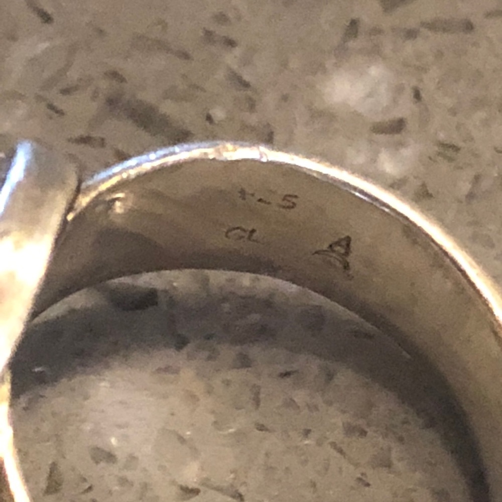 Sterling Silver Peridot Ring - Picture 5 of 5